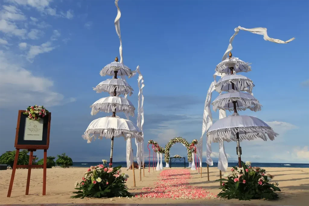 bali beach elopement wedding