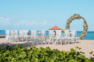 beach elope in holiday inn bali benoa