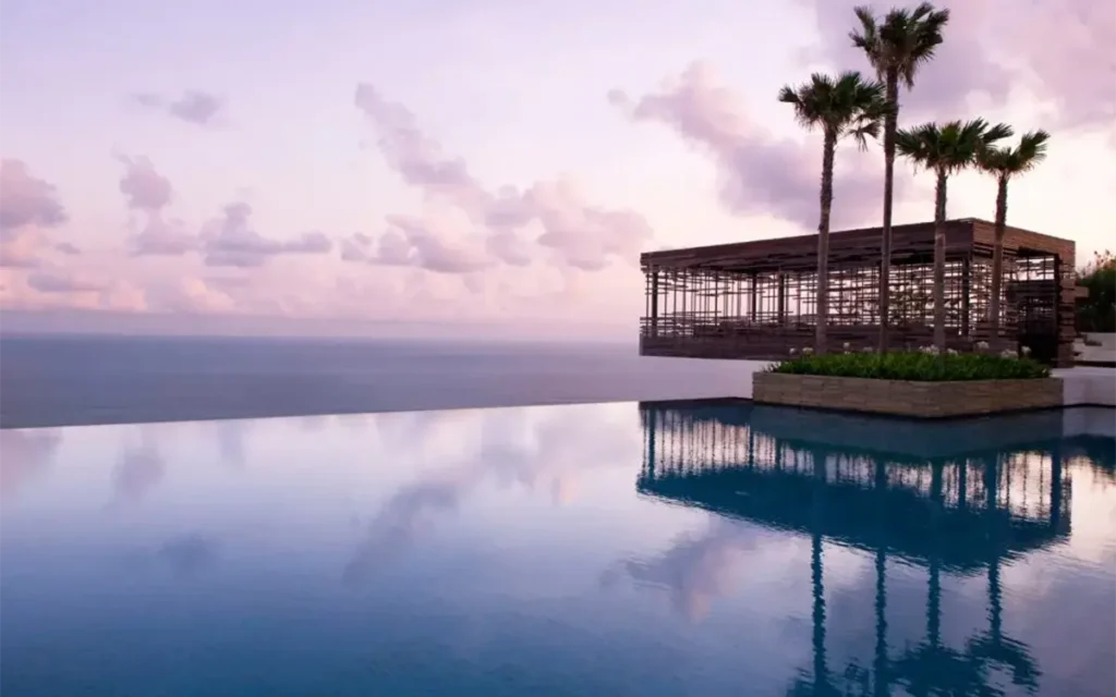 alila uluwatu wedding cliffedge