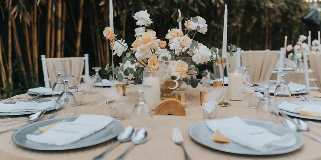 kutus kutus villa wedding